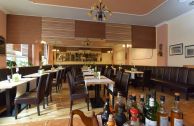 Hotel 07013 Restaurant 2016.JPG